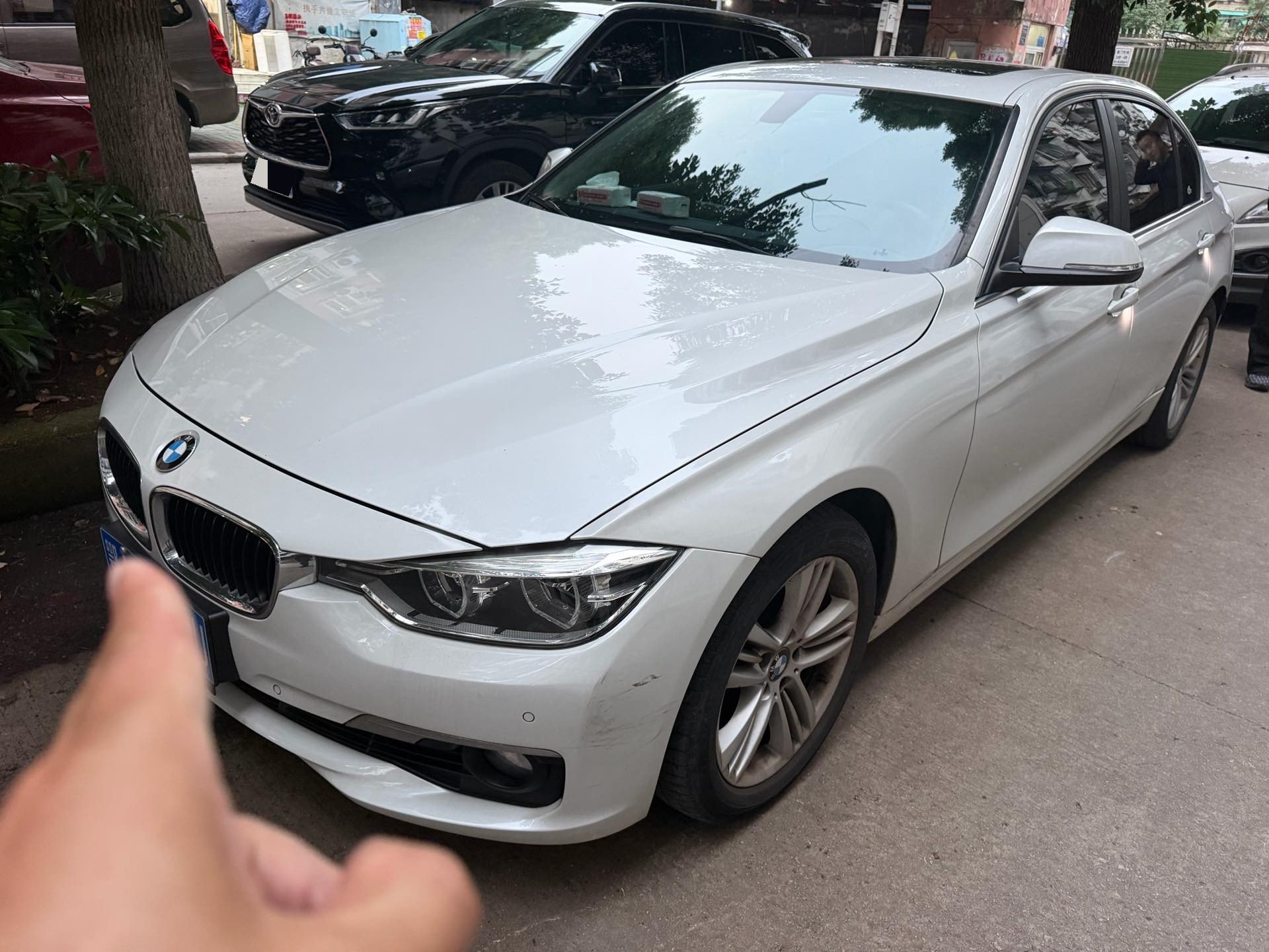BMW 3 Series 2017 BMW 3 Series 2017 car image
