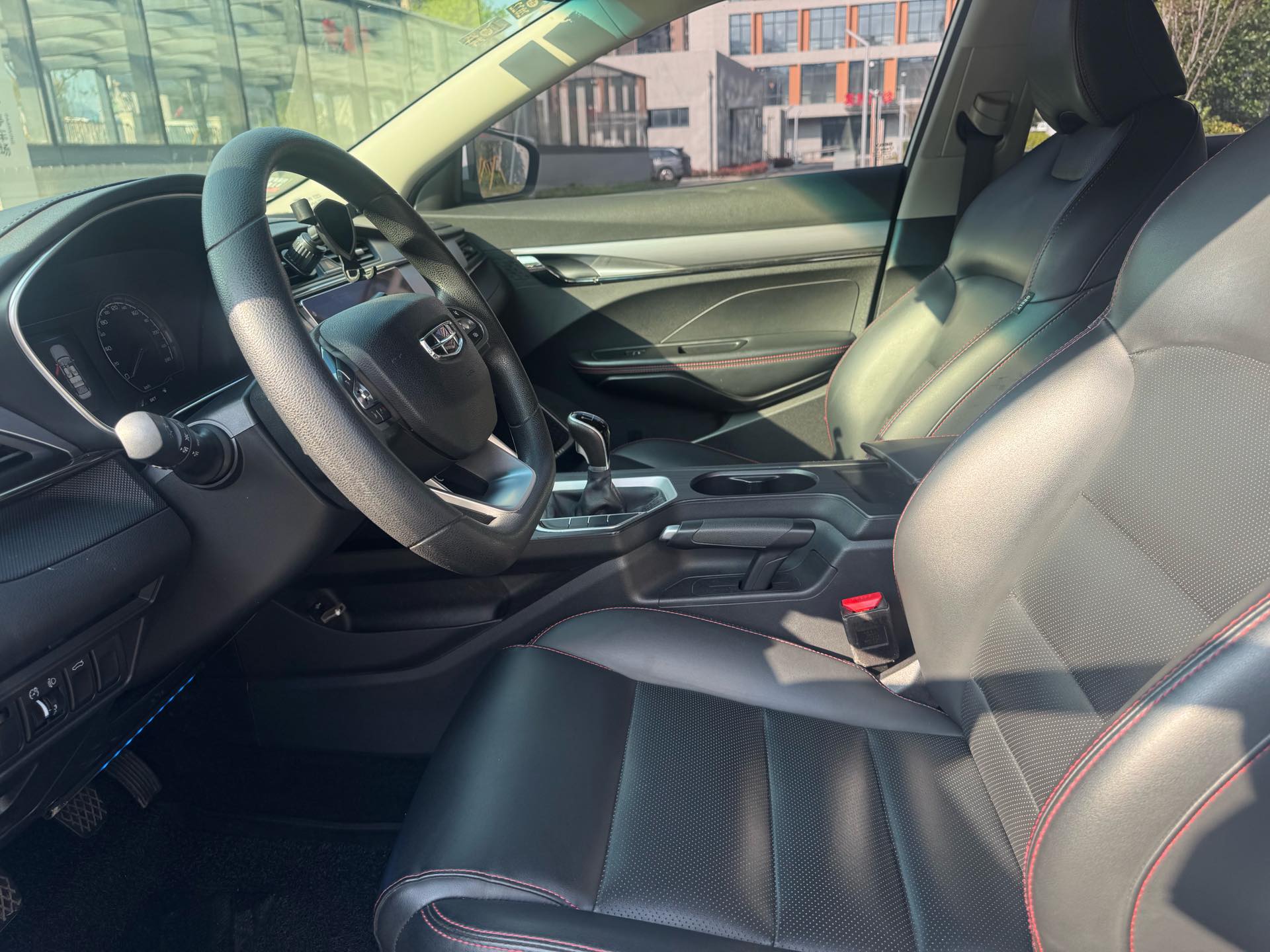 GEELY Binray 2020 car image #6