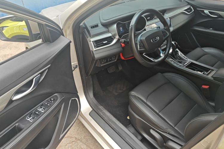 GEELY Emgrand 2020 #16 GEELY Emgrand 2020 imagen de coche #16