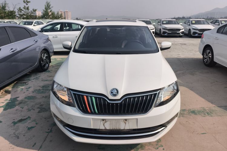Skoda Rapid 2020 image de voiture #3