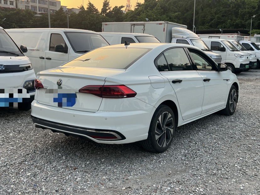 Volkswagen Bora 2023 image de voiture #4