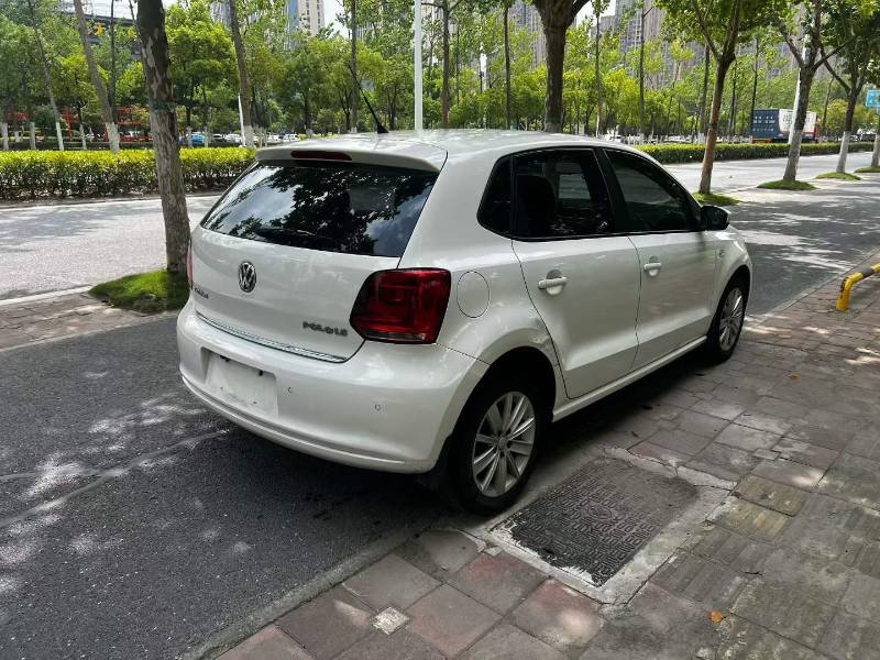 Volkswagen Polo 2013 #4 Volkswagen Polo 2013 car image #4