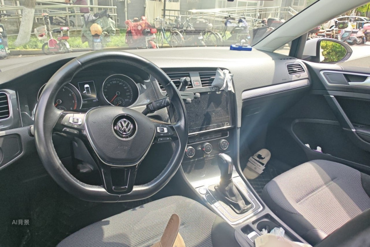 Volkswagen Golf 2020 #11 Volkswagen Golf 2020 car image #11