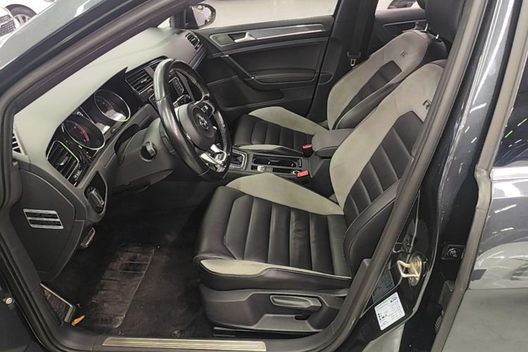 Volkswagen Golf 2017 #15 Volkswagen Golf 2017 car image #15