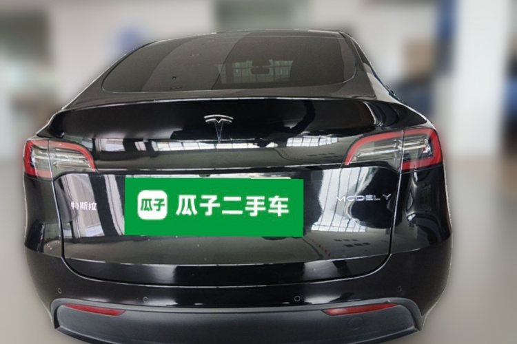Tesla Model Y 2021 #6 Tesla Model Y 2021 car image #6