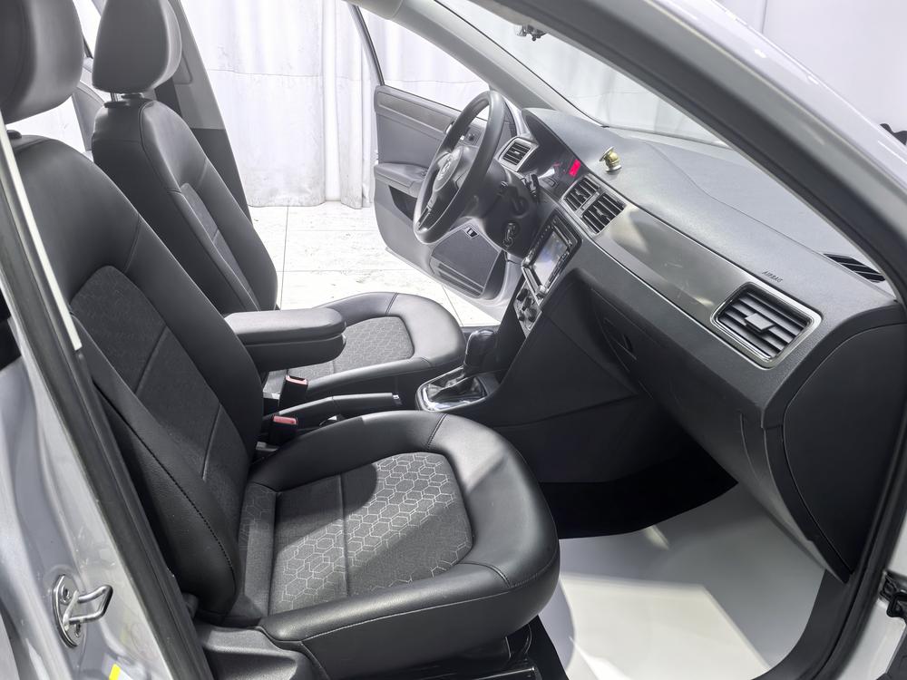 Volkswagen Santana 2014 car image #5