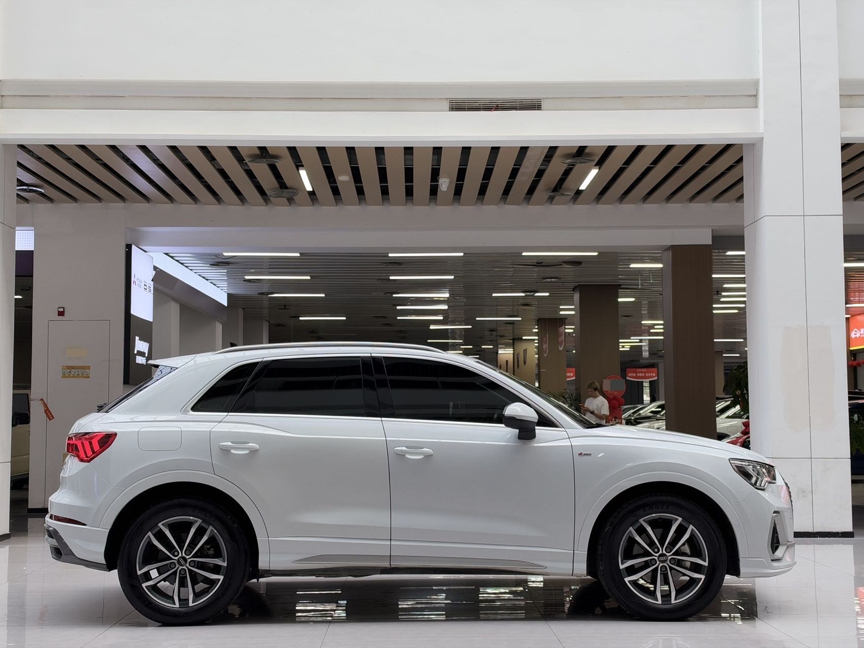 Audi Q3 2023 image de voiture #4