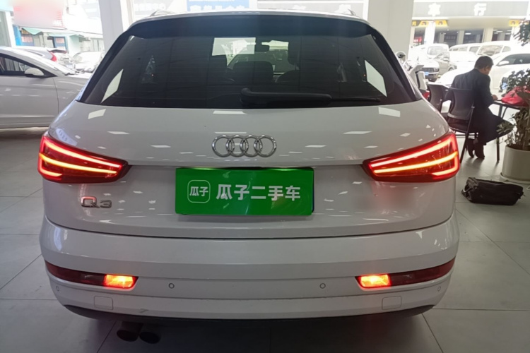 Audi Q3 2017 изображение автомобиля #6