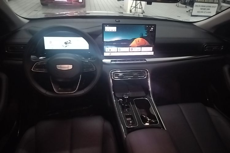 GEELY Emgrand 2026 #11 GEELY Emgrand 2026 car image #11
