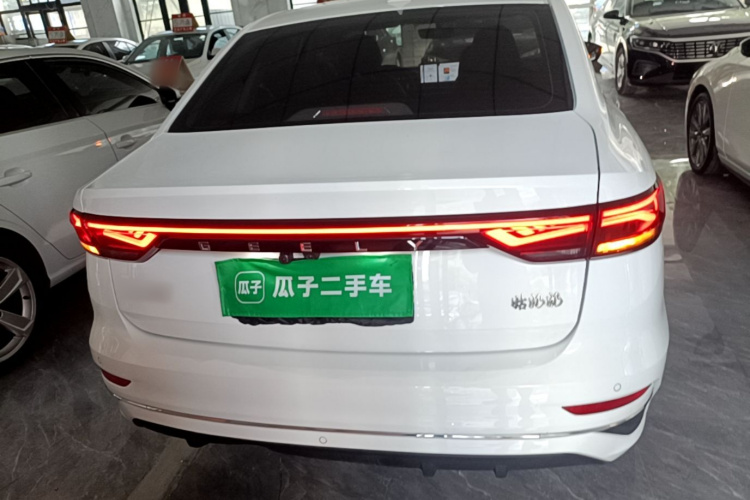 GEELY Emgrand 2023 #4 GEELY Emgrand 2023 car image #4