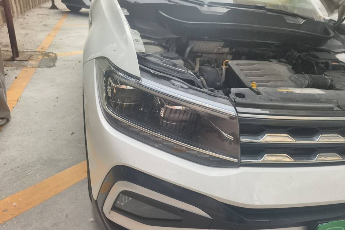 Volkswagen T-Cross 2020 car image #7