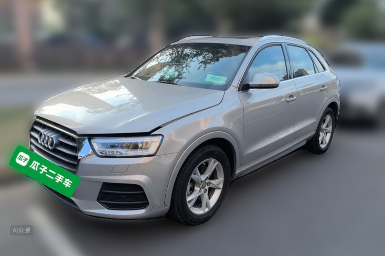 Audi Q3 2019 car image #2