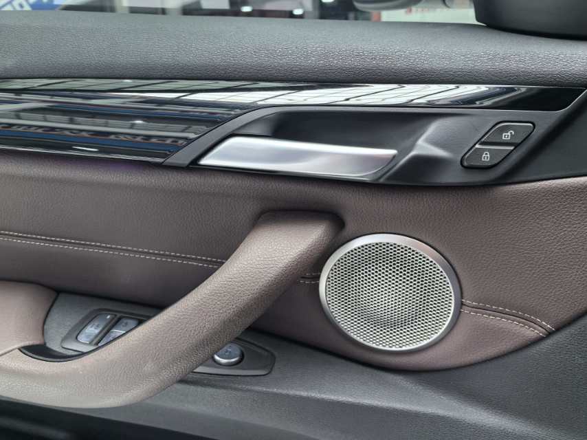 BMW X1 2022 car image #11