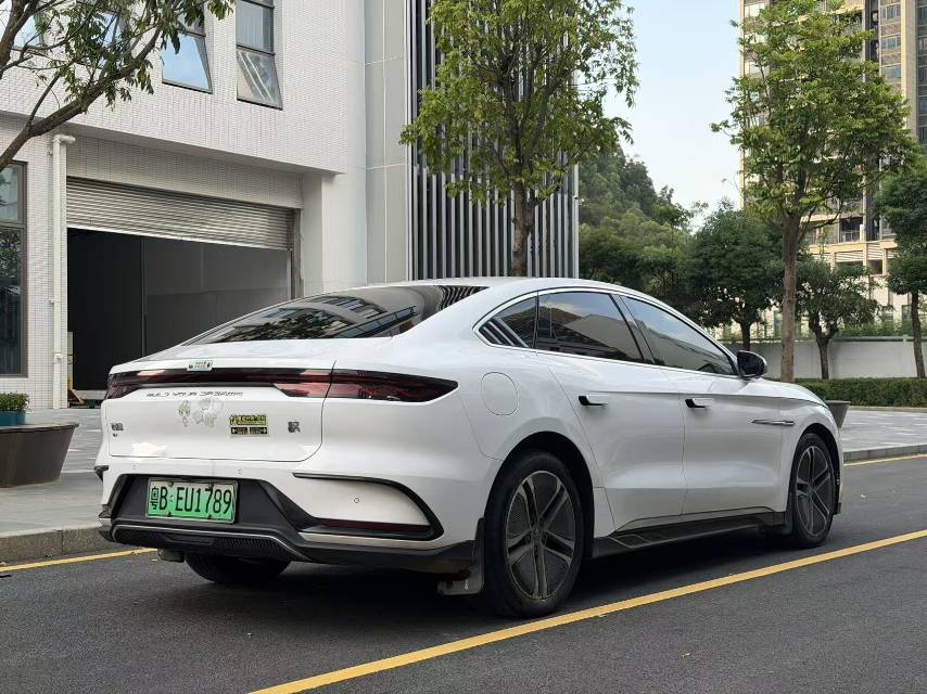 BYD Han 2024 car image #6