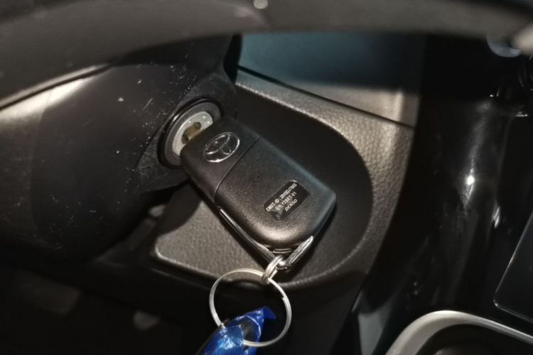 Toyota Corolla 2018 car image #9