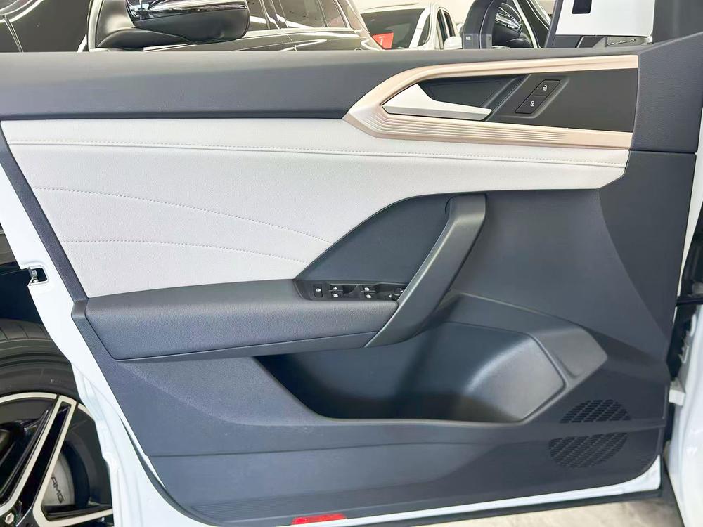 Volkswagen Tharu 2026 car image #12
