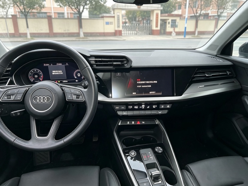 Audi A3 2023 #16 Audi A3 2023 صورة سيارة #16