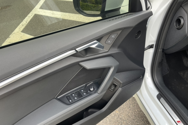 Audi A3 2022 immagine di auto #24