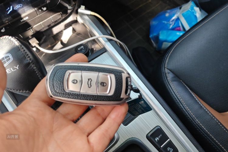GEELY Vision X6 2016 immagine di auto #10