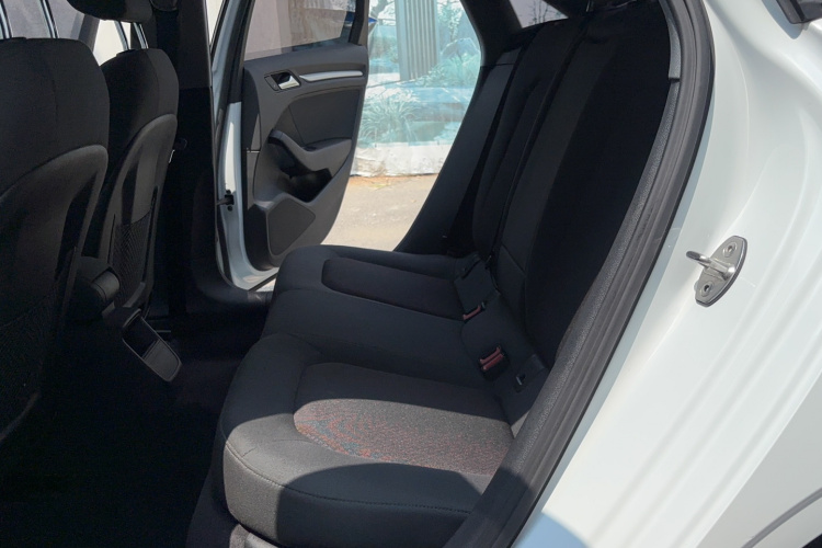 Audi A3 2019 car image #13