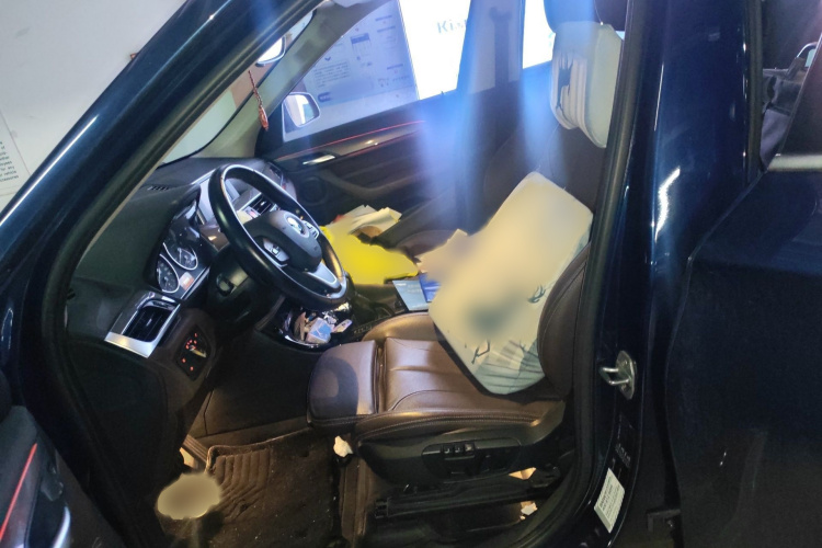 BMW X1 2018 immagine di auto #19
