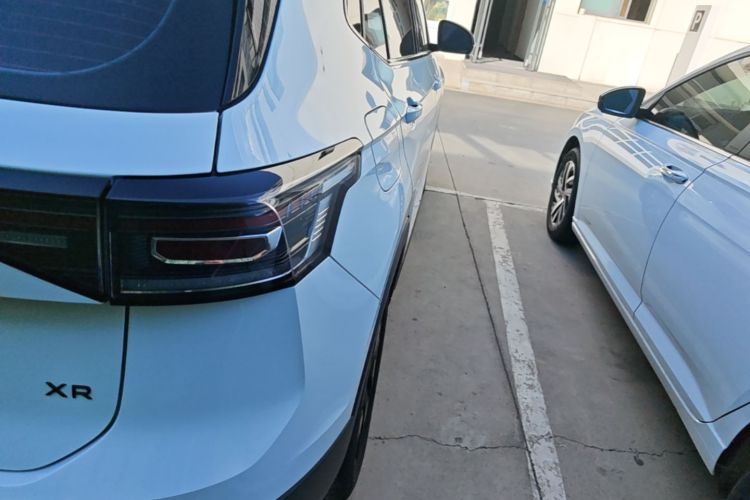 Volkswagen Tharu 2025 car image #8