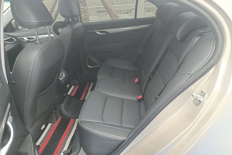 GEELY Emgrand 2020 #17 GEELY Emgrand 2020 car image #17