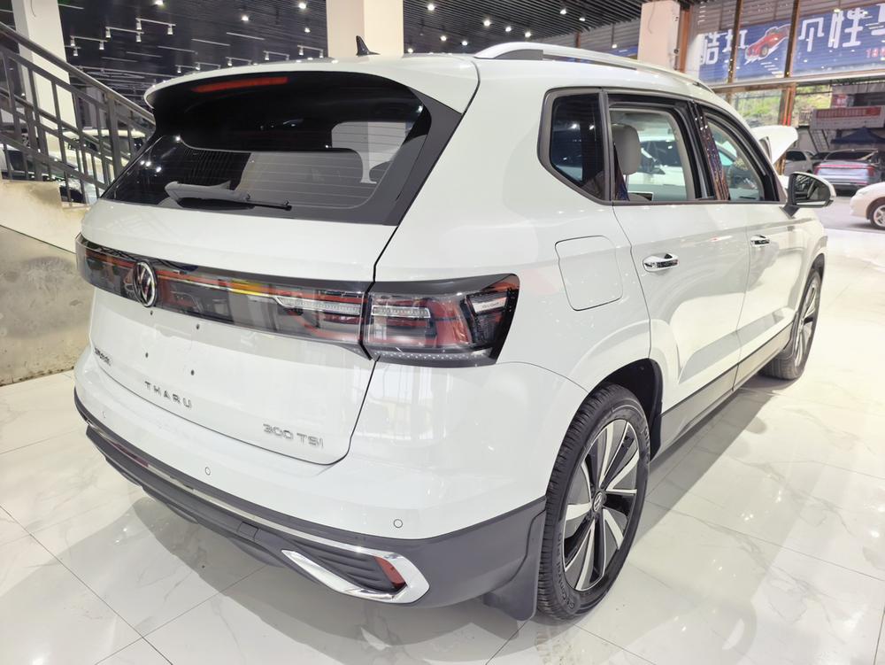 Volkswagen Tharu 2025 immagine di auto #6