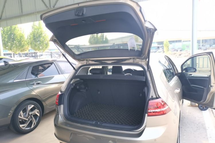 Volkswagen Golf 2018 #19 Volkswagen Golf 2018 car image #19