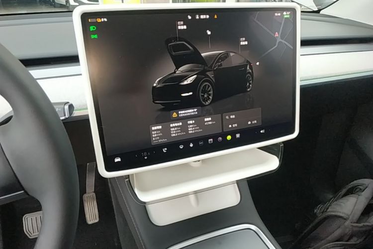 Tesla Model Y 2023 #13 Tesla Model Y 2023 immagine di auto #13