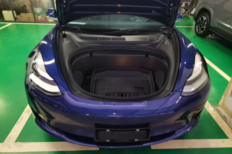 Tesla Model 3 2020 car image #20