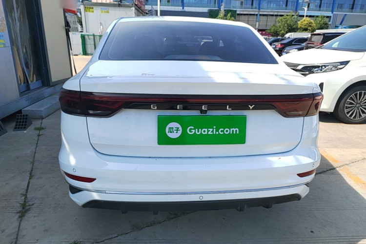 GEELY Emgrand 2023 #4 GEELY Emgrand 2023 car image #4