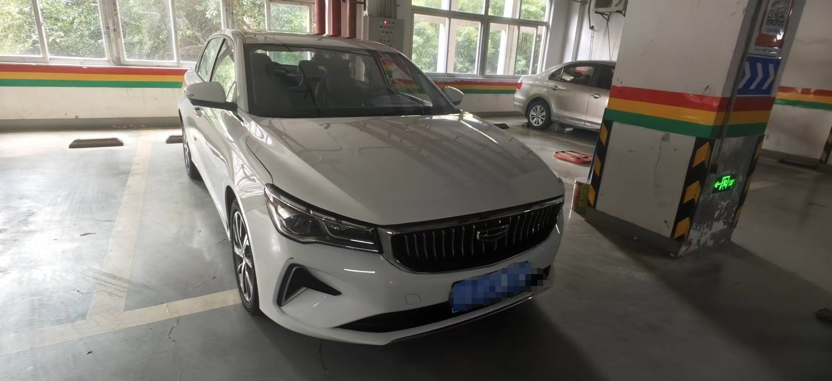 GEELY Emgrand 2023 #4 GEELY Emgrand 2023 imagem de carro #4