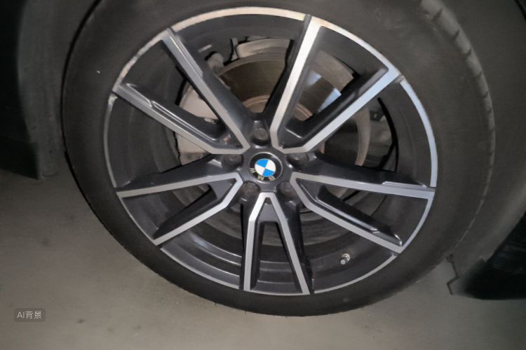 BMW 3 Series 2022 car image #9