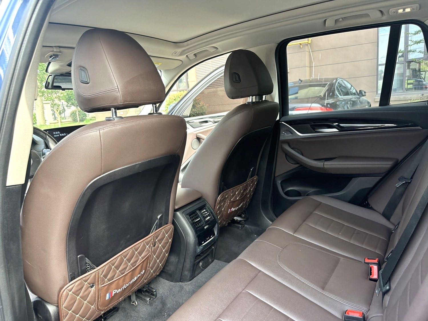 BMW X3 2018 car image #9