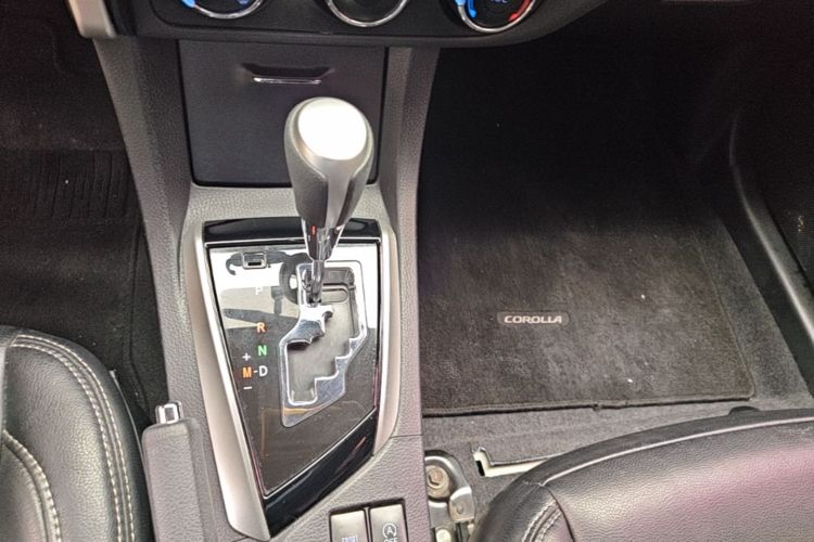 Toyota Corolla 2017 #15 Toyota Corolla 2017 car image #15