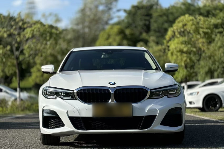 BMW 3 Series 2021 #10 BMW 3 Series 2021 car image #10