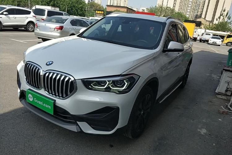 BMW X1 2020 imagen de coche #2