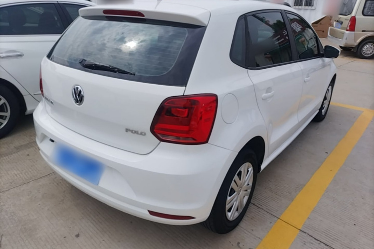 Volkswagen Polo 2018 car image #5