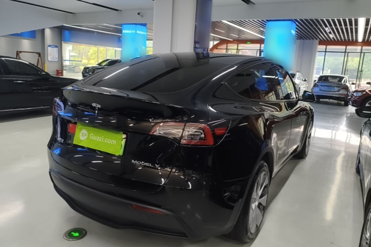Tesla Model Y 2022 #7 Tesla Model Y 2022 immagine di auto #7