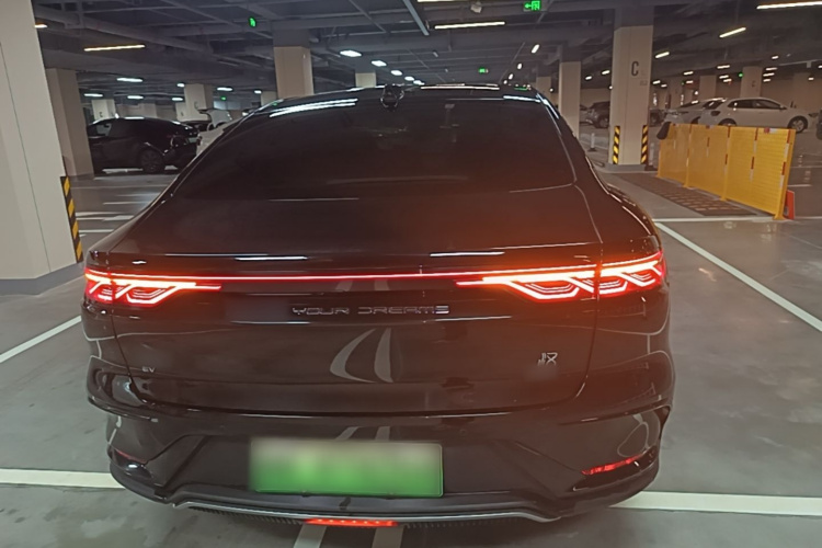 BYD Han 2025 #6 BYD Han 2025 car image #6