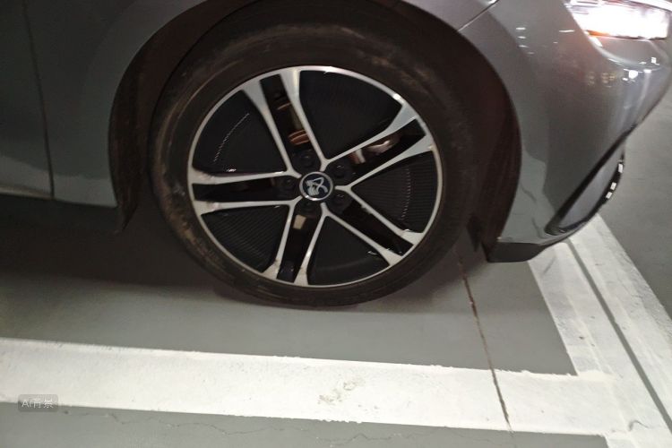 BYD Han 2023 صورة سيارة #9