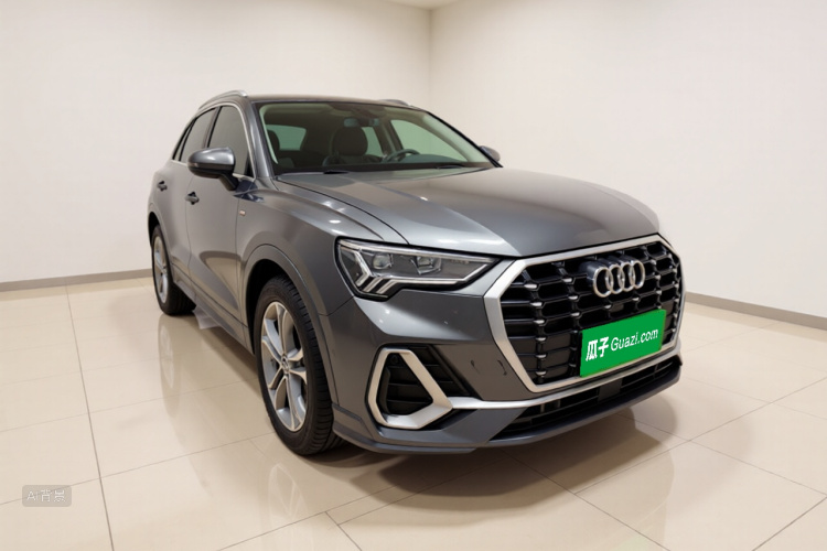 Audi Q3 2022 car image #4
