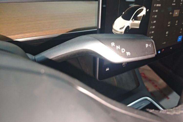 Tesla Model 3 2021 #14 Tesla Model 3 2021 car image #14