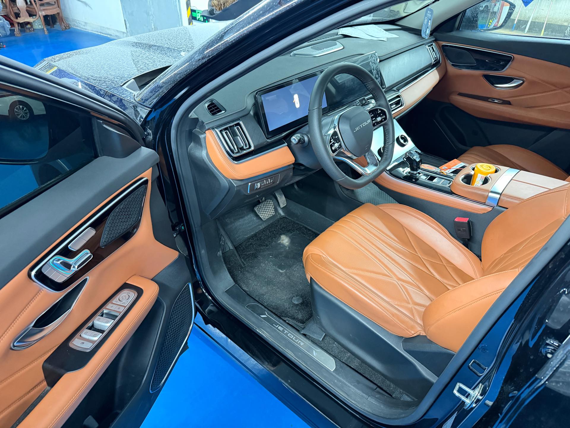 Jetour X70 PLUS 2024 car image #7