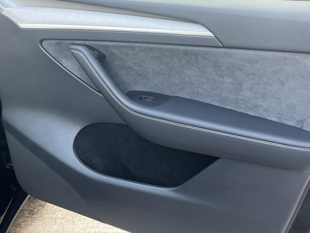 Tesla Model Y 2024 #10 Tesla Model Y 2024 immagine di auto #10