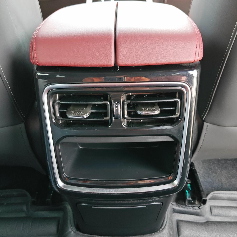 Jetour X70 PLUS 2024 #10 Jetour X70 PLUS 2024 car image #10