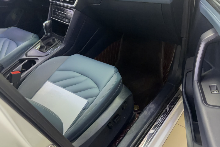 Volkswagen Tharu 2023 immagine di auto #22