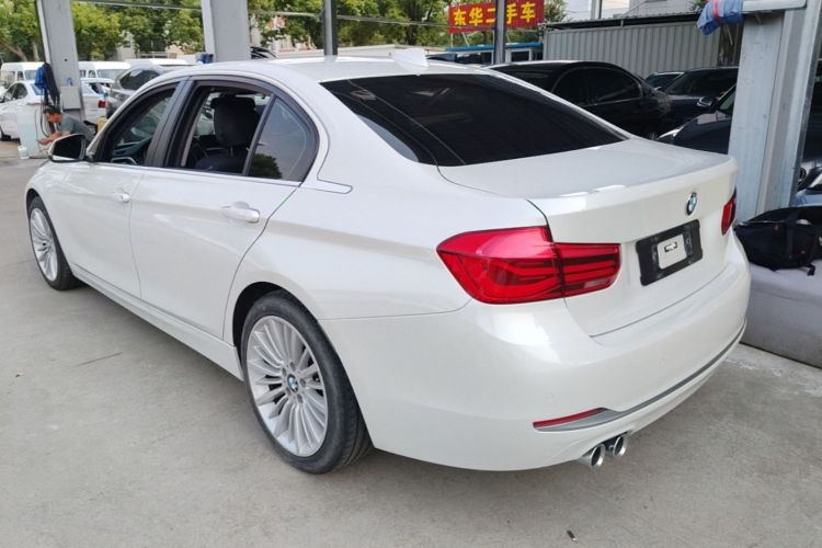 BMW 3 Series 2018 car image #5