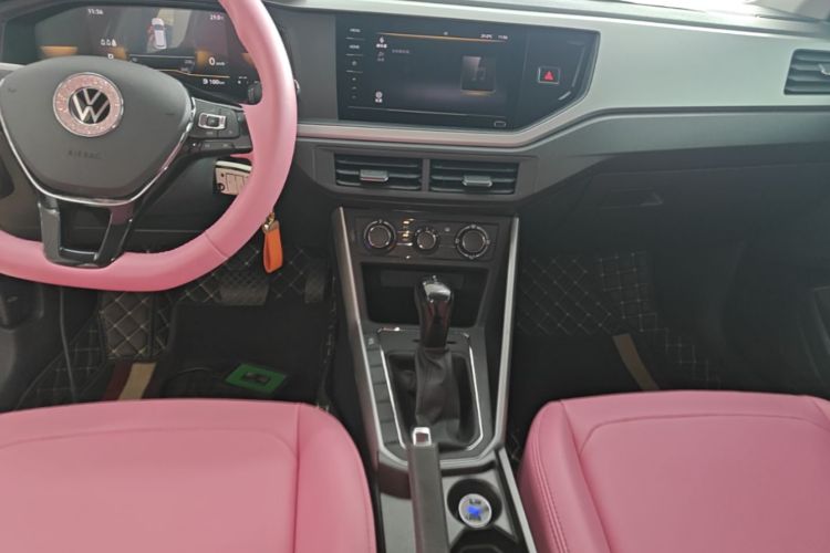 Volkswagen Polo 2023 car image #13